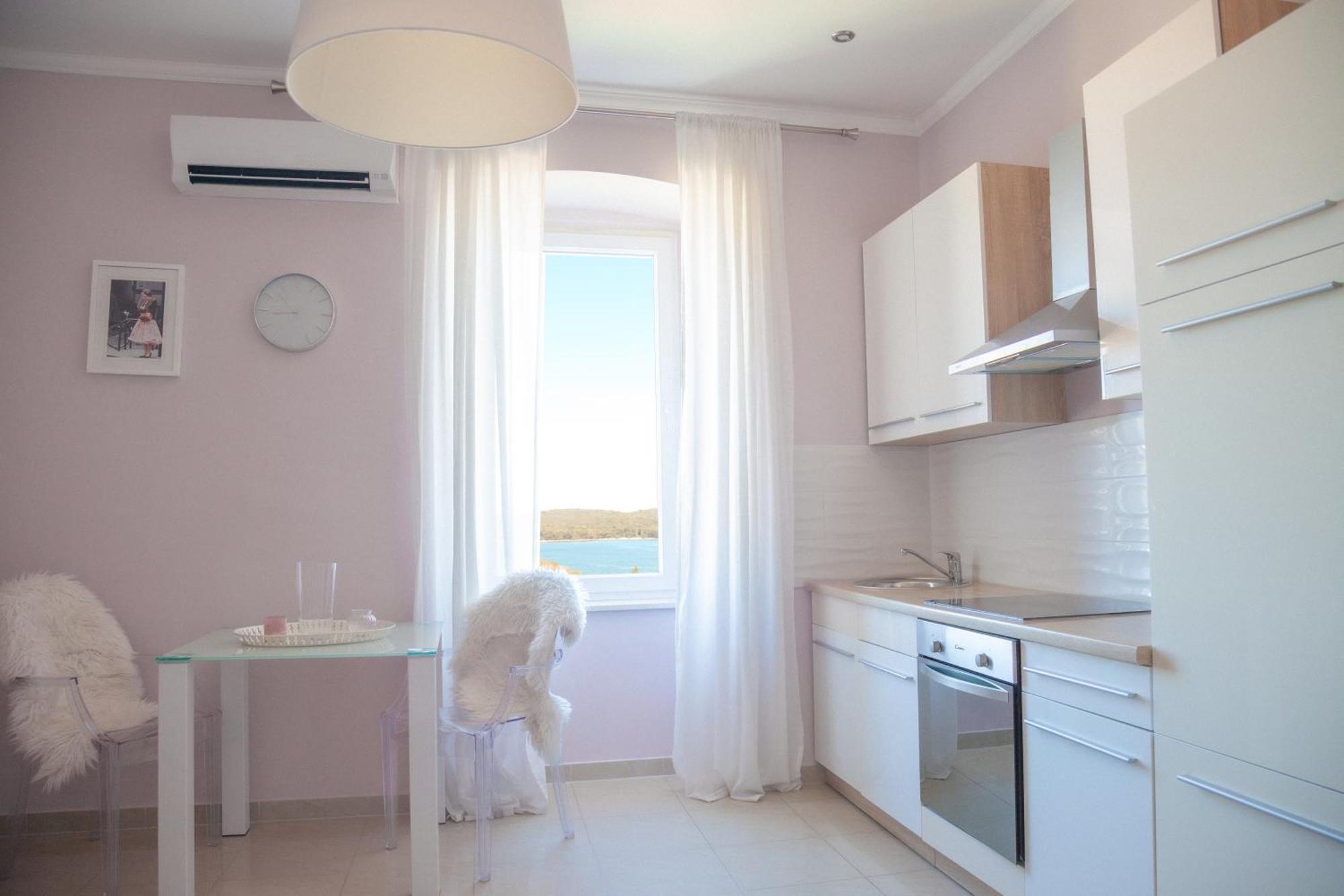 PUY Captain Emo City Apartments מראה חיצוני תמונה