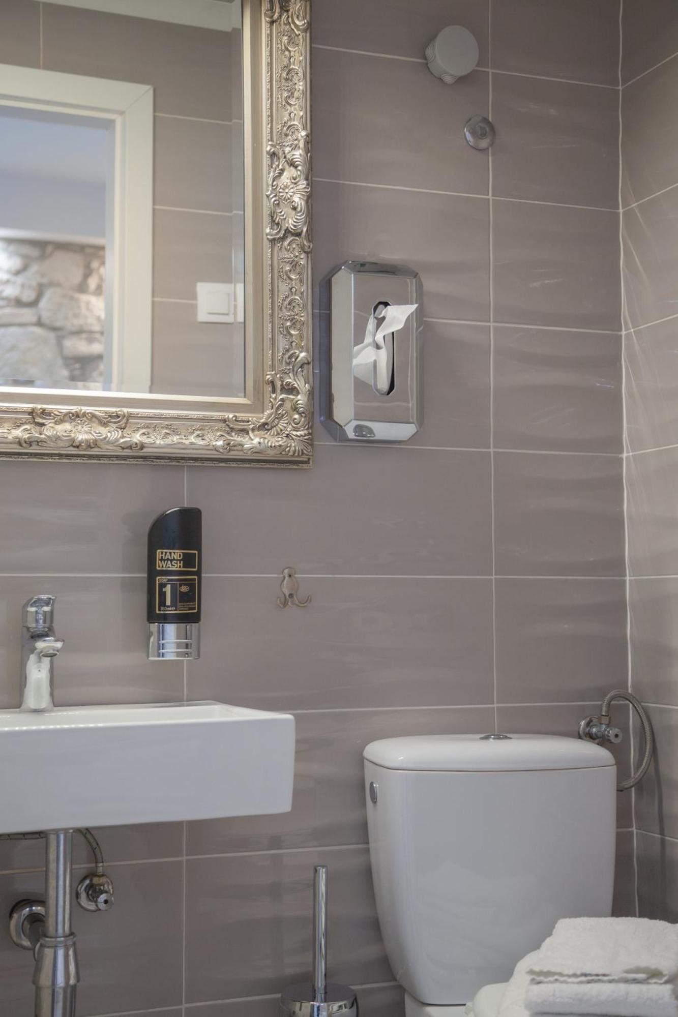 PUY Captain Emo City Apartments מראה חיצוני תמונה